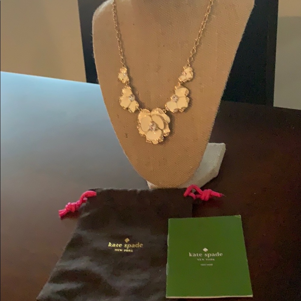 Kate Spade necklace - Picture 2 of 2
